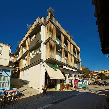 Menel The Tree House- Adults Only 酒店 利迈纳里亚