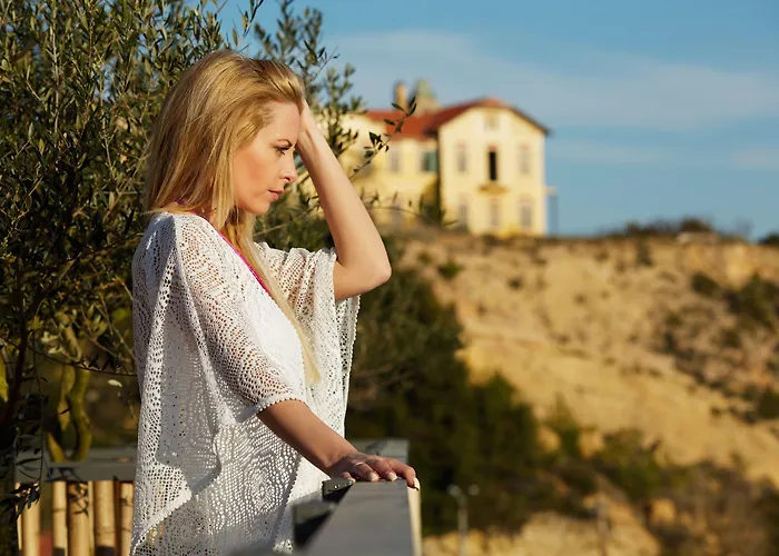 מלון Menel The Tree House- Adults Only 2*